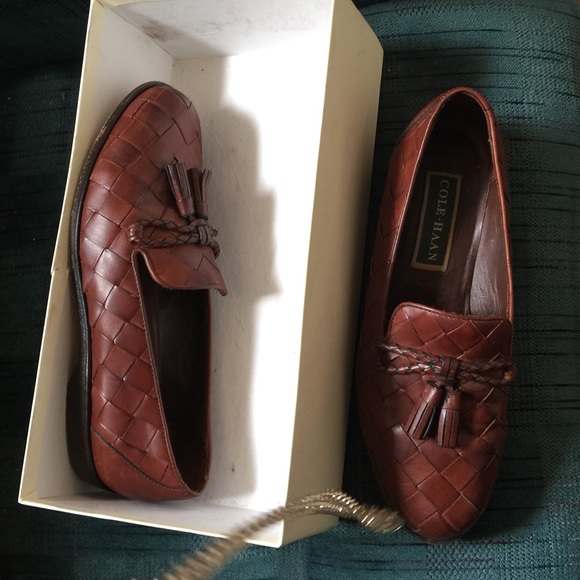 Brown Cole Haan ROBYN Tassel Loafers 7.5M - Picture 1 of 8